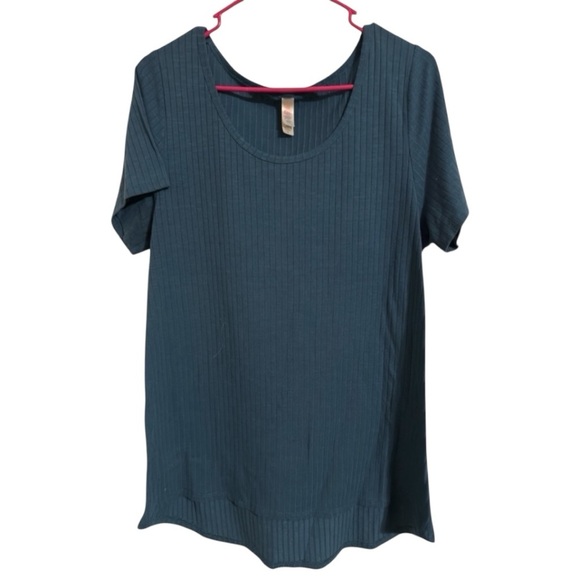 🌹LULAROE RIBBED TEAL SHORT SLEEVE TOP - Picture 1 of 4